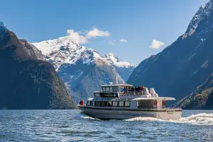 Milford track walk & boat cruise from Te Anau